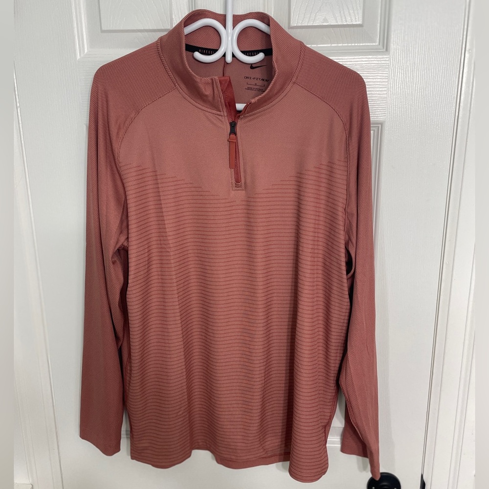 New Men’s Nike 1/4 Zip Size Large